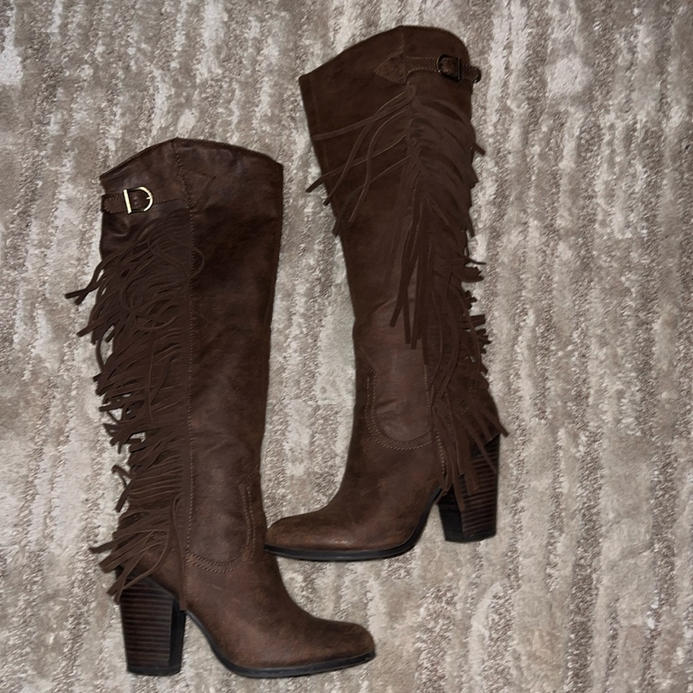 Carlos Santana fringe boots 8.5